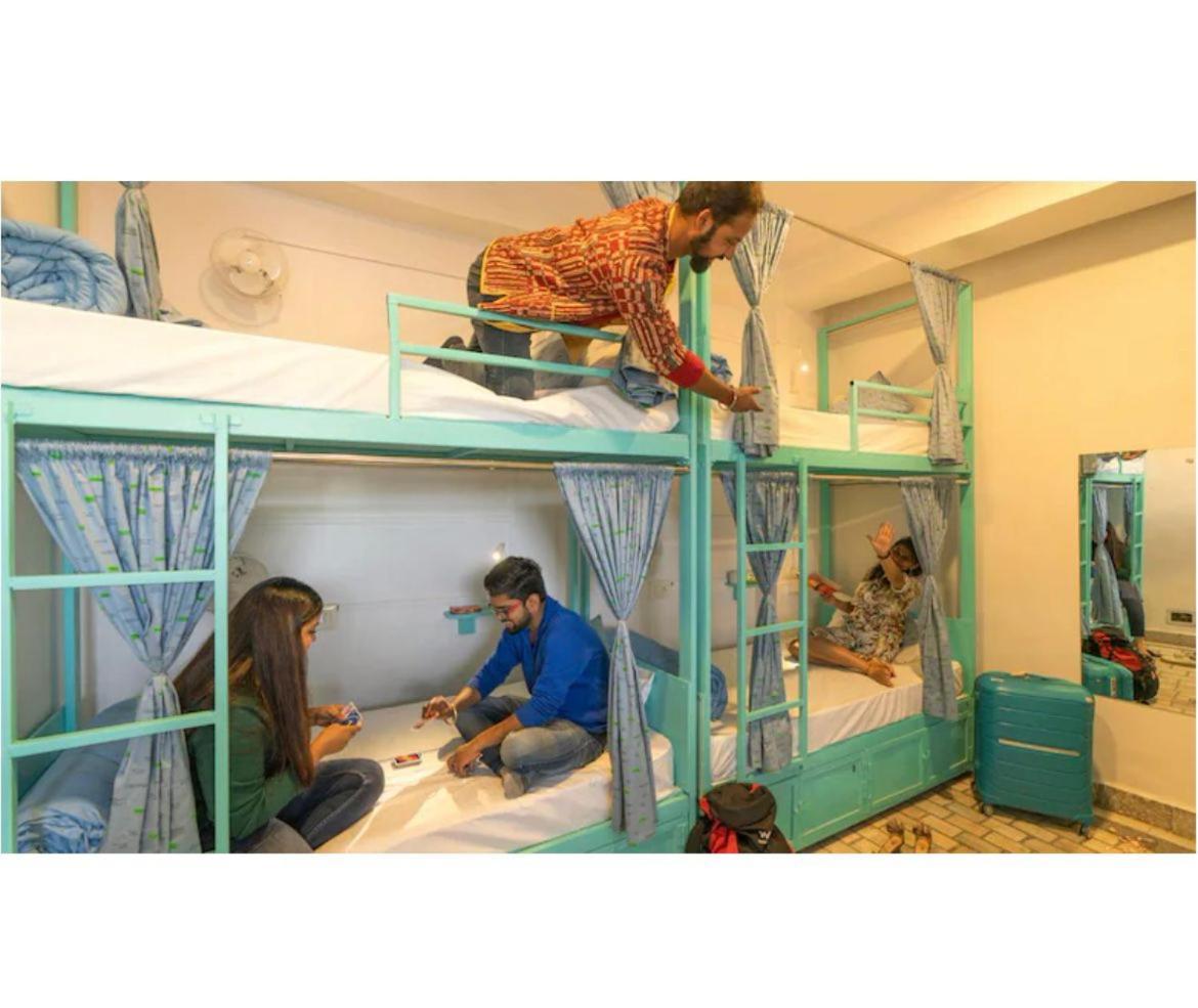 Unplanned Hostel อุเดเปอร์ ภายนอก รูปภาพ
