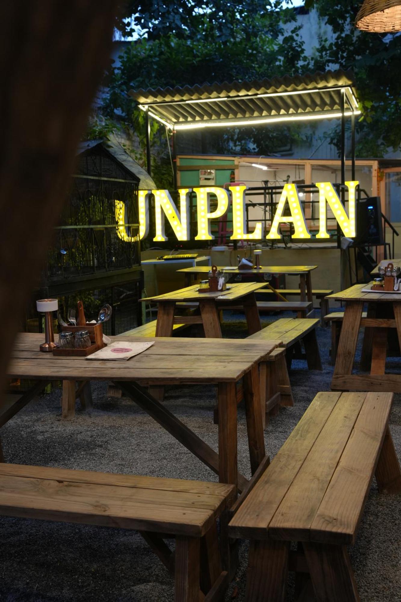 Unplanned Hostel อุเดเปอร์ ภายนอก รูปภาพ